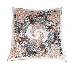 Toppmodemärket Tiger Mönster Silk Scarf L Designer Monogram 100% Twill Silk Women 90cm Square Scarf Tiger Mania Plaza M78979 2024 Ny stil