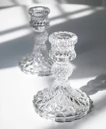 Conjunto de castiçais cônicos de 2, castiçal de vidro transparente adequado para velas de 0,8 polegadas, peça central decorativa de cristal alto de 4 polegadas