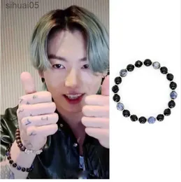 Beaded 2022 Korean Wave New JK Bracelet Natural Stone Beaded Chain Stray Animal Lucky Stone Bracelet Celebrity Jewelry Gift YQ240226
