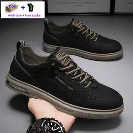 Casual White Men Shoes Breathable Sneakers Fashion Driving Walking Tennis Shoes Men's Designer Hiking Shoe Black Outdoor Male Non-slip Sports Trainers Item 1987 767 's