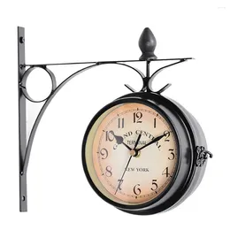 Wall Clocks Double Sided Retro Decoration Coffee Bar Station Round Metal Hanging Clock Vintage Mount Battery Powered Outdoor Garden
