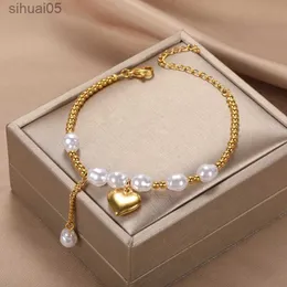 Beaded Fashion Double Layer Pearl Armband Crystal Heart Pendant Armband för kvinnor Rostfritt stål Party Bride Jewelry Gift 2022 YQ240226