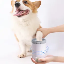 Blöjor automatiska husdjursfotbricka renare brush mjuk silikon nål hund tass rengöring tass tvätt kopp bricka för hundscats