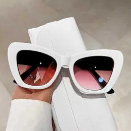 Sonnenbrille GM LUMIAS Retro Farbverlauf Sonnenbrille für Damen 2023 Neue Mode Cat Eye Candy Bunte Schatten Mode Outdoor UV400 Schutzbrille J240226