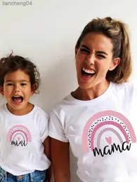 Roupas que combinam com a família Camiseta elegante que combina com a família MÃE FILHA Casual com estampa de arco-íris respirável de algodão para a família Camisetas combinando para mãe e filha