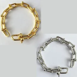 braccialetto designer catena scatola di gioielli bracciali versatili catene a U lettera geometria catena alfabeto braccialetto regali di lusso per amante del partito collezione di gioielli set regalo