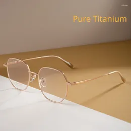 Güneş Gözlüğü Çerçeveleri Saf Titanyum Gözlükler Çerçeve Erkek Kadınlar Poligonal Retro Trendi Miyop Gözlük