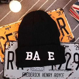 BAPE HATS DESIGNER HATS MÄNNER OCH KVINNERBETARE FALL Vinter Termiska stickade hattar Stickade Bapesta Wool Hat Plus Velvet Cap Thicker Mask Fringe Beanies Hatts Bapes 585