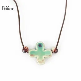 Boyute New 5sts Chinese Porcelain Ceramic Pendant Cross Halsband Kvinnor Etniska smycken Kvinnors tillbehör Oberoende Packing212R