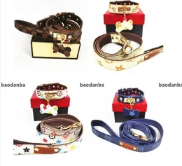 PET HARNESS COLLAR LEASHES 조정 가능한 PU 캐주얼 디자이너 편지 야외 달리기 훈련 목걸이 Ropetie Collar Suppl8791977