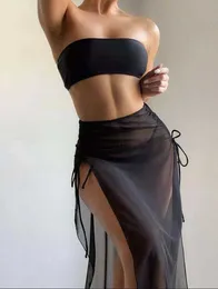 Damen-Bademode, sexy Badebekleidung, dreiteilig, schwarzer Gazerock, Saida, Kettendekoration, modische Bikinis mit hoher Taille, Sexo Moda 240226