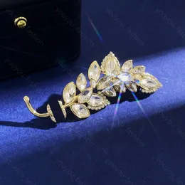 Luxo Diamantes Folhas Pins Desinger Broche Mulheres Gems Letras Pin Moda Jóias Broches de Ouro Roupas de Festa Acessórios de Decoração 925 Prata Com Caixa -7