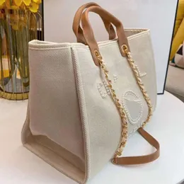 CC Carta Bolsas Designer Bolsa de Noite Marca de Luxo CH Tote Bag Pearl Label Canvas Beach Bags Mulheres Lady Feminino Mochila Cadeia Pequenas Mochilas 56VA