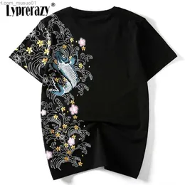 T-shirt da uomo Lyprerazy Retro Japan Ricamo T Shirt Koi Fish Stampa Bianco Tops Tees Estate Harajuku Uomo Hip Hop Tshirt Streetwear T-ShirtL2402