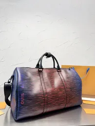 24SSメンズラグジュアリーデザイナーキープオールトラベルバッグ空港バッグフィットネスバッグメンズハンドバッグショルダーバッグクロスボディバッグ衣料品バッグ大容量45cm