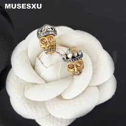 Stud Jewelry and Accessories 2022 Luxury Brand Crown King and Queen Gold Skull Earrings Suitable for Women and Mens Party Gifts J240226