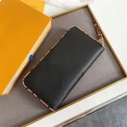 Wallet letter logo zipper opening and closing long ZIPPY design bag luxury leather for men and women with the same couple classic black.