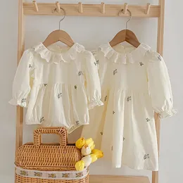 2024 Primavera Bambini Abbigliamento Ragazze Principessa Abito a maniche lunghe in cotone Ricamo Bambino Tute per bambini Abiti da festa per bambini 240223