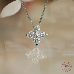 Hängen 925 Sterling Silver Flower Zircon Pendant Necklace For Girls Vacker vän Friendship Long Choker Damer Luxury Jewelry