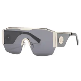 2024 Top-Designer-Sonnenbrillen für Damen und Herren, Modemodell, spezieller UV-400-Schutz, Doppelstrahlrahmen, Outdoor, Oversize-Wickeldesign, Legierung, Diamant-Sonnenbrille 8312