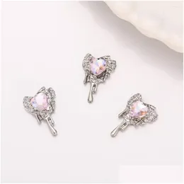 ديكورات فن الأظافر إكسسوارات عصرية على شكل قلب مانيكير 10pcs 3D Heart Faux Rhinestons