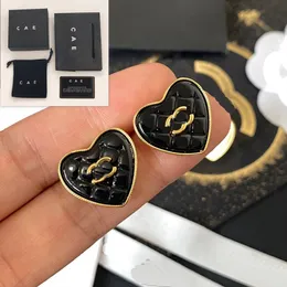 Womens Erings Luxury Gold Plated Earrings Fashion Birthday Love Travel Jewelry High Quality Copper Earrings 2024 new Black Earrings A676