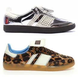 2023 Wales Bonner Silver Leopard Pony Tonal Creme Branco Core Black Sporty Rich Consortium Copo Encrtin Brown Designer Skate Sapatos Homens Moman Sports Sneakers 36-45