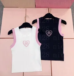 24 Canotte da donna firmate T-shirt Estate Donna Top T-shirt Crop Top Ricamo Sexy Love Letter Canotta senza maniche Top senza schienale Camicie Tinta unita Canottiera 226