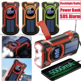 راديو 5000 مللي أمبير في مجال الطوارئ الراديو يدوية Crank Solar FM AM WB NOAA Radio مع LED Flashlild