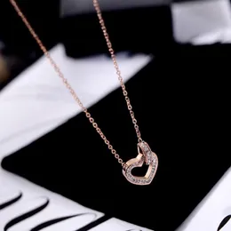 YUN RUO Rose Gold Color Pave Crystal Heart Pendant Necklace Fashion Titanium Steel Jewelry Woman Gift Never Fade Drop 275S