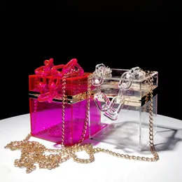 Boxväskor för kvinnor Purple Handbag Clear Side Ladies Transparent Akryl Toppkvalitet Luxury Designer Brand Crossbody Bag 240223
