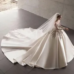 Lustrous cetim vestido de baile vestidos de casamento frisado pérolas bordado rendas querida marfim brilhante princesa vestidos de noiva