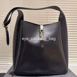 Hobo tote bag Hand Shoulder Bag bucket Luxurys Original standard high-quality handbag Classic fashion Black gold leather Crossbody