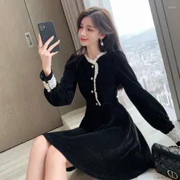 Casual Dresses French Hepburn Wind Lamp Core Fleece Dress For Women's Autumn And Winter Fashion Style Elegant Middle Length Bottom Skirt