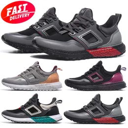 Buty designerskie Buty do biegania Ultra Ub 5.0 Mężczyźni kobiety na świeżym powietrzu Buty sportowe Historia Buty swobodne buty walentynkowe Sneaker czarny biały różowy rozmiar 36-45