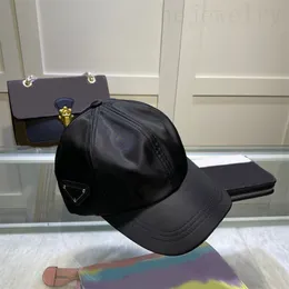 Ters üçgen Naylon Yaratıcı Lüks Şapka Darkal Metal Parça Cappello Modern Avrupa Tarzı Yan Takılı Şapka Taşınabilir PJ051 E4