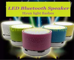 Trådlös Mini Portable LED Bluetooth -högtalare A9 Hands Wireless Stereo Speaker FM Radio TF Card USB för iPhone Mobiltelefon CO7222641