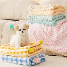 Коврики зима теплое домашнее животное кровать для собак сгущение щенка для спального коврика котт котенок мягкая флисовая кошачья собака кровать милое одеяло для маленьких больших собак