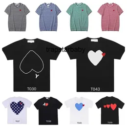 Designer de camisetas de manga comprida masculina e fêmea Play Commes des Garcons Sweater Bordered Suplover Love Black White Stripes solto C3 curto C3