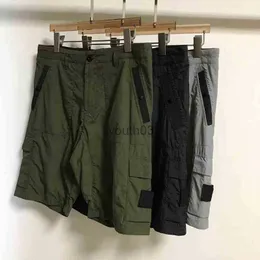 Men's Shorts Summer Metal nylon Mens Shorts Chao beach pants Solid color tooling Capris Quick drying Leisure European and American Versatile 240227