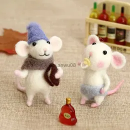 Плюшевые куклы Poke Wool Felt Handmade DIY Doll No Finish Cartoon Cute Little Mouse Material Pack Kit Плюшевые игрушки Дети Лучшие подарки на день рожденияL2403