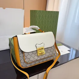 Borsa a tracolla con lucchetto alla moda con cerniera Borsa a tracolla con lucchetto con manico marrone Borsa a tracolla classica in stile preppy con doppia tasca con patta e design floreale