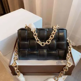 Thick Chain High Quality Woven Shoulder Bags Women Handbag Leather Designer Brand Crossbody Female Purses 220314193Z