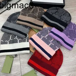 2024Designer Knitted Hat Beanie Cap Ski Hats Mask Mens Fitted Winter Skull gvcccii Caps Unisex Cashmere Plaid Letters Casual Outdoor Fashion 7 Color High quality hat