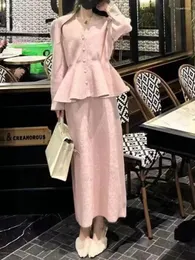 İş Elbiseleri 2024 Kış Pembe Zarif Örme İki Parçalı Set Kadınlar V Boyun Vintage Sweater Midi Etek Takım Kadın Kore Moda