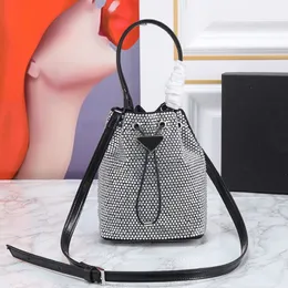 Crystal Diamond Bucket Handbag Crossbody Bag Triangle Shoulder Handbags Flip Wallet Detachable Strap Magnetic Buckle Drawstring To280F