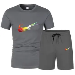 Tasarımcı Gömlek Trailtsits Yaz Tişörtleri + Şort Giyim Setleri Mektuplarla Sıradan Sokak Giyim Trendi Erkekler Nefes Alabilir Tees Pants Takım