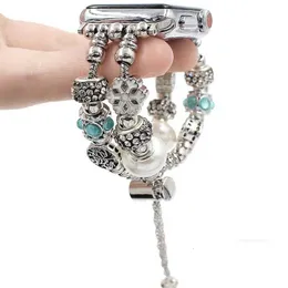 Cinturini per cinturini iWatch con diamanti unici di lusso di design per cinturino Apple Watch 41mm 45mm 42mm 38mm 40mm 44mm iwatch8 SE 7 6 3 4 5 braccialetto elegante ultra designer per signora