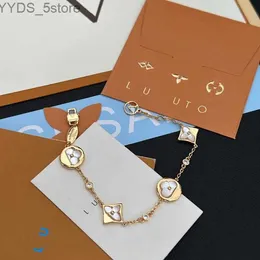 Nova boutique cadeia pulseira designer pulseira de cobre marca luxo encantos trevo pulseira alta qualidade casamento família jóias presente 240228