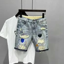 Mäns shorts Ny ankomst 2023 Summer Mens Casual Denim Shorts Fashion Cat Whispers denim Torn nödställda patch tight jeans J240228